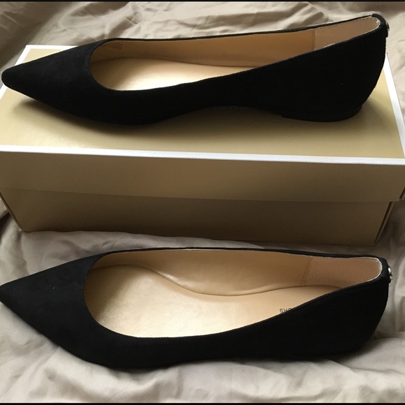 Michael Kors Shoes - Michael Kors Ariana Flats